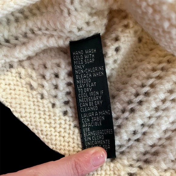 Ralph Lauren Vintage Exclusive Hand-Knit Cream Wool Sweater- Size L - Picture 6 of 7